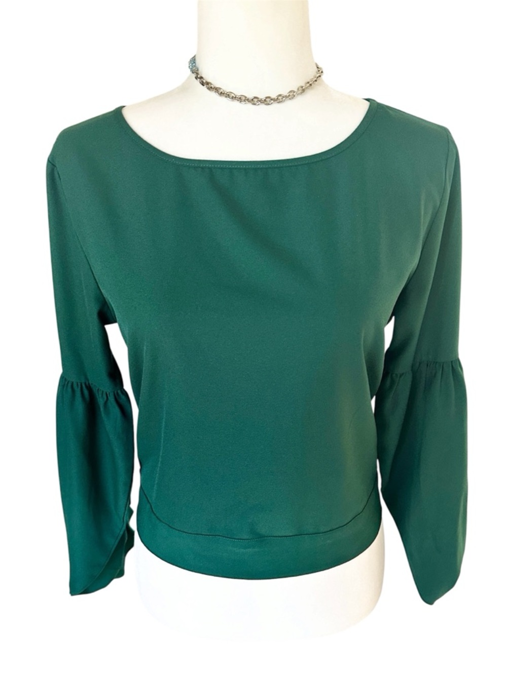 Molly Bracken Anthropologie Women’s Blouse (S) | Balloon Sleeves and Bowtie Back
